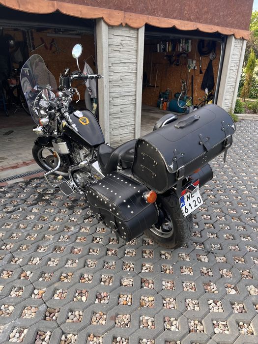 Motocykl honda shadow 700 vt