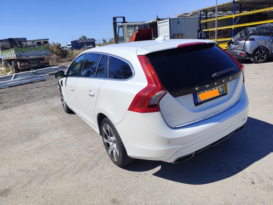 Volvo V60 2.4 Híbrido Elétrico 2013