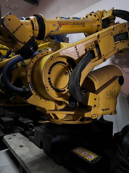 Robot przemysłowy Fanuc R2000iB 165F