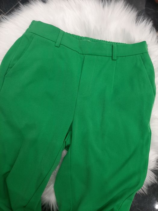 Spodnie eleganckie zielone garniturowe casual basic do pracy proste do