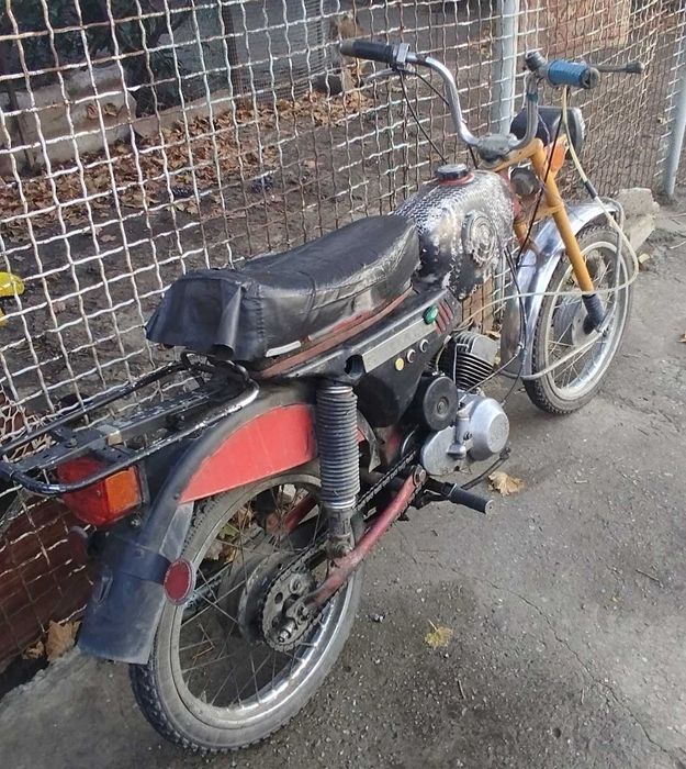 Продам мопед карпатий