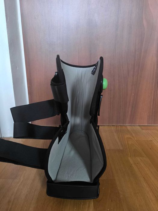 Sprzedam but ortopedyczny