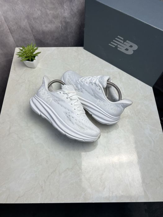 Кроссовки Hoka Clifton 9 Розмір 38 / 38.5 Original Взуття