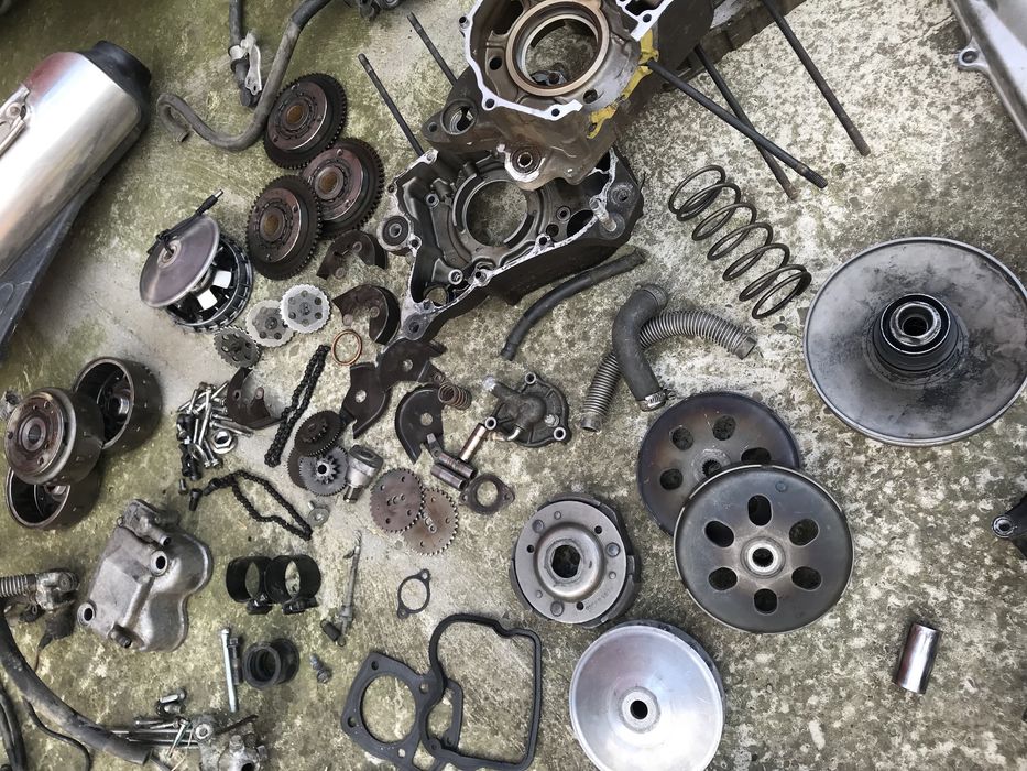 Продаються запчасти мото honda 125 150 sh інжектор