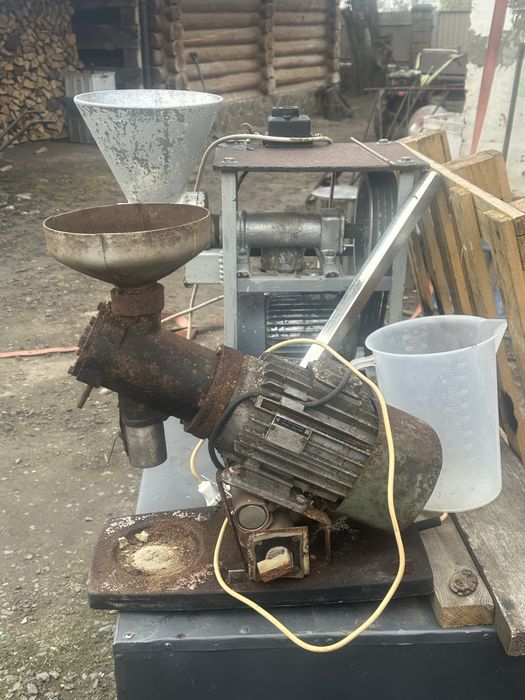 Кавомолка просислова