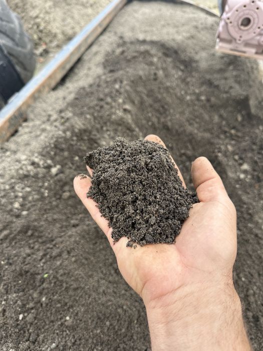 ziemia ogrodowa przesiewana, ziemia na podniesienie terenu