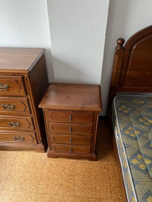 Quarto madeira maciça completo