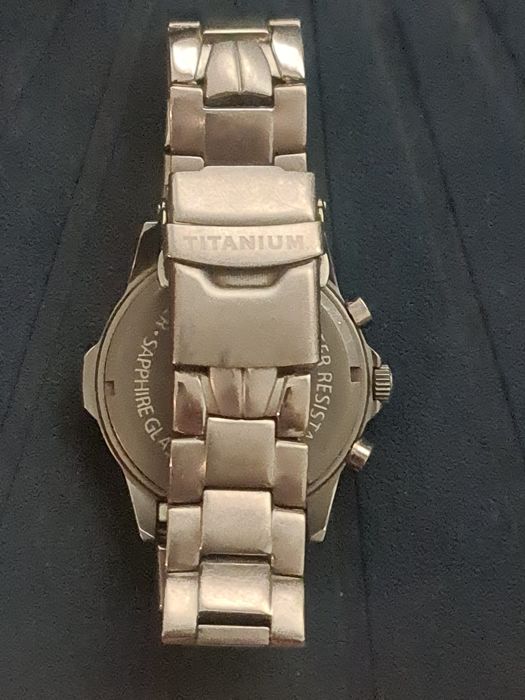 Vendo Relogio Titanium64751077237890123