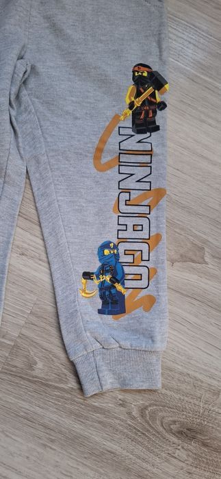 Dres ninjago roz. 98