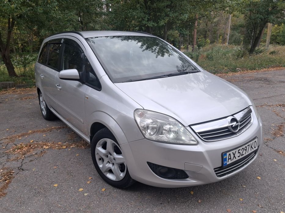 Opel Zafira 2008. Газ
