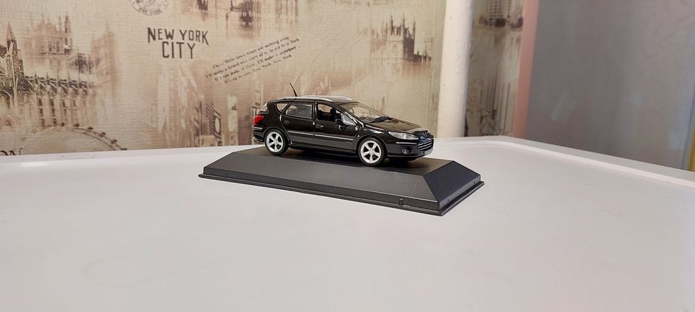 Модель 1:43, Пежо-407 SW