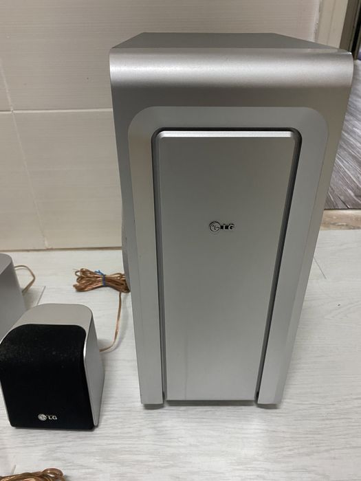 Colunas de Home Cinema LG