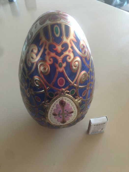 Яйцо металлическое коробка