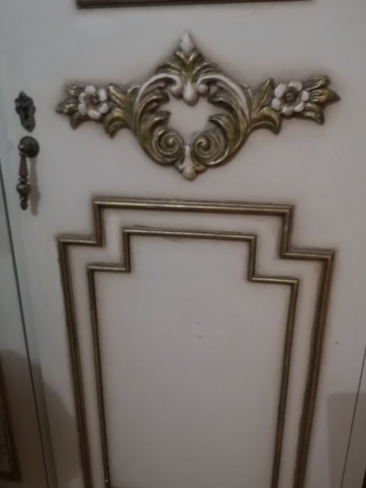 Guarda vestidos, 3 portas.