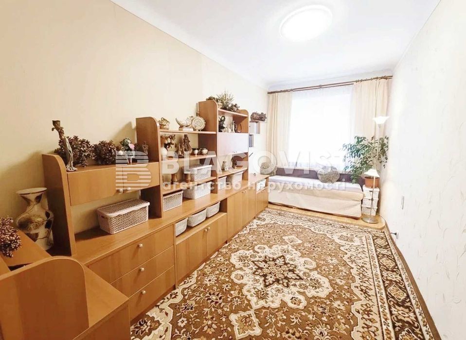 Продам 3-кімнатну квартиру Київ Бойчука 23 Кіквідзе