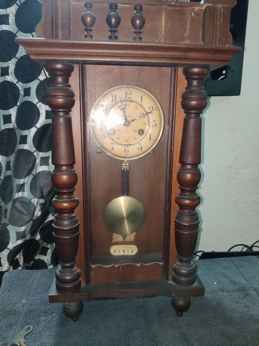 Vendo relógios antigo vintage