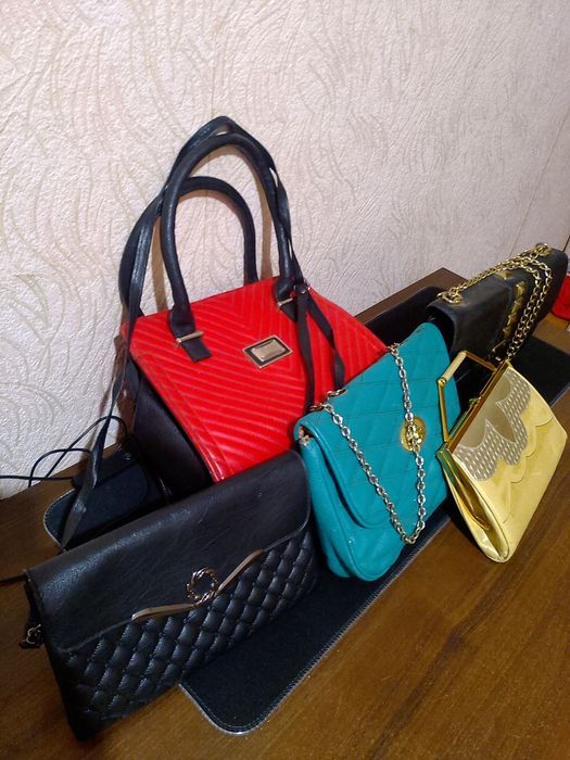 Продаются женские сумки