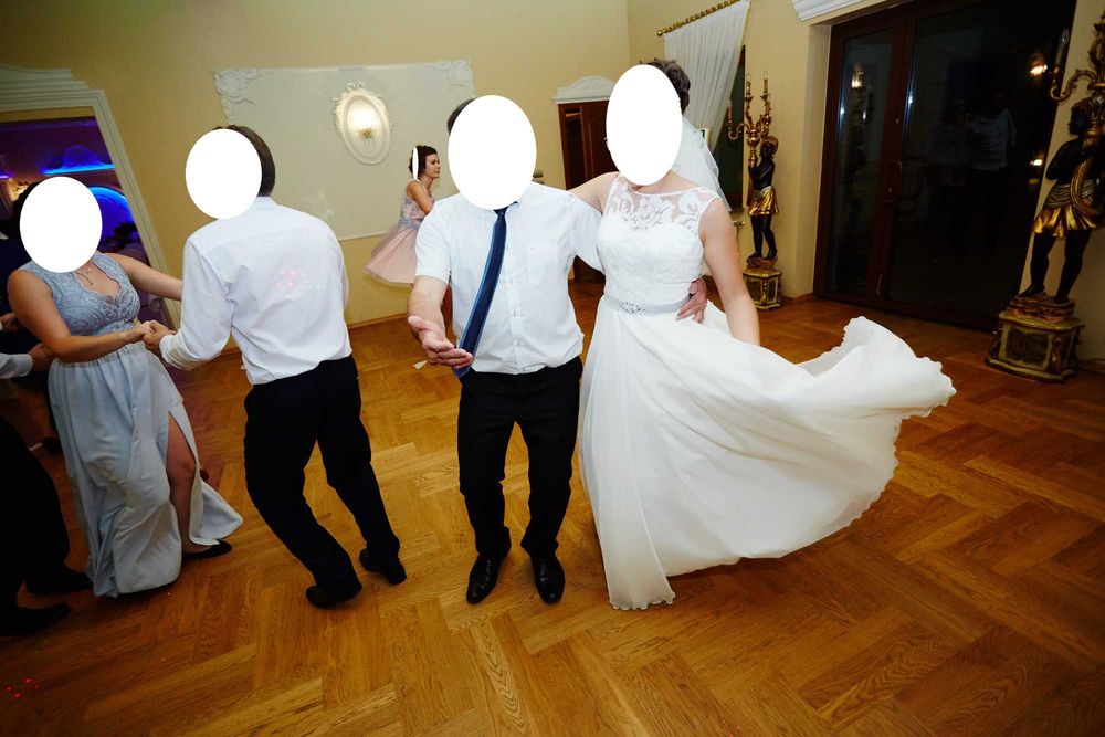 Lekka suknia ślubna