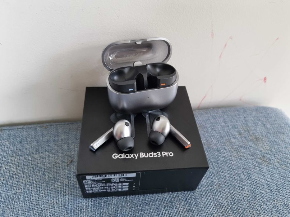 Samsung Galaxy S24 Ultra 256GB + Buds3 Pro + Capas – Pack Completo