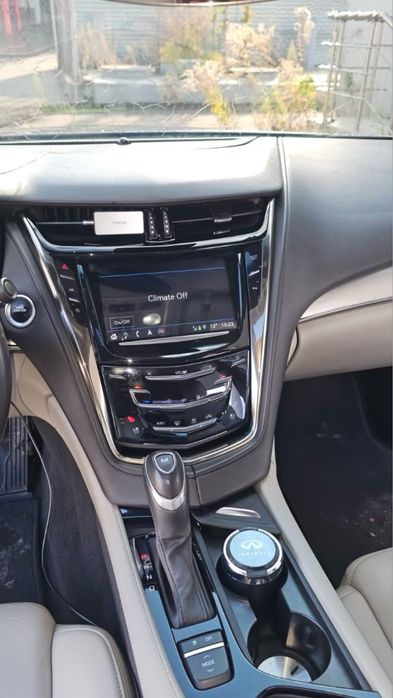 Продам Cadilac CTS 2.0Турбо. Бензин