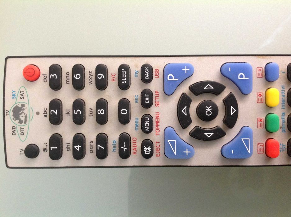 Comando Universal Bravo Okey 3 - Como novo (portes incluídos)64751163957378122