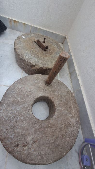 Mó de pedra antiga