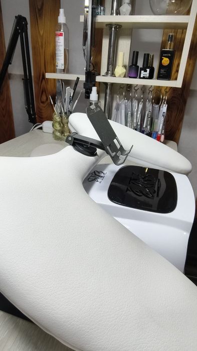 Підставка для манікюра loft з тримачем до телефону