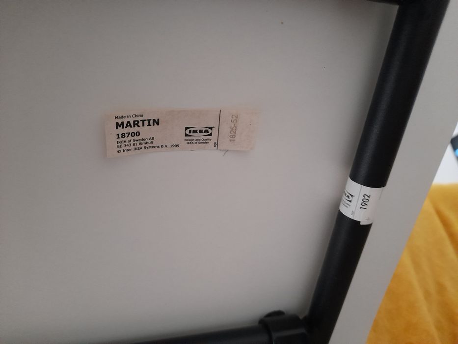 Cadeiras brancas IKEA Martin