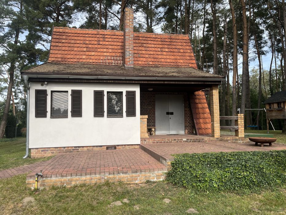DZIAŁKA Z DOMKIEM LETNISKOWYM - pierwsza linia brzegowa Jeziora Kuźnickiego | Boruja - Widok 3