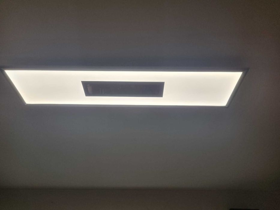 Lampa LED z efektami