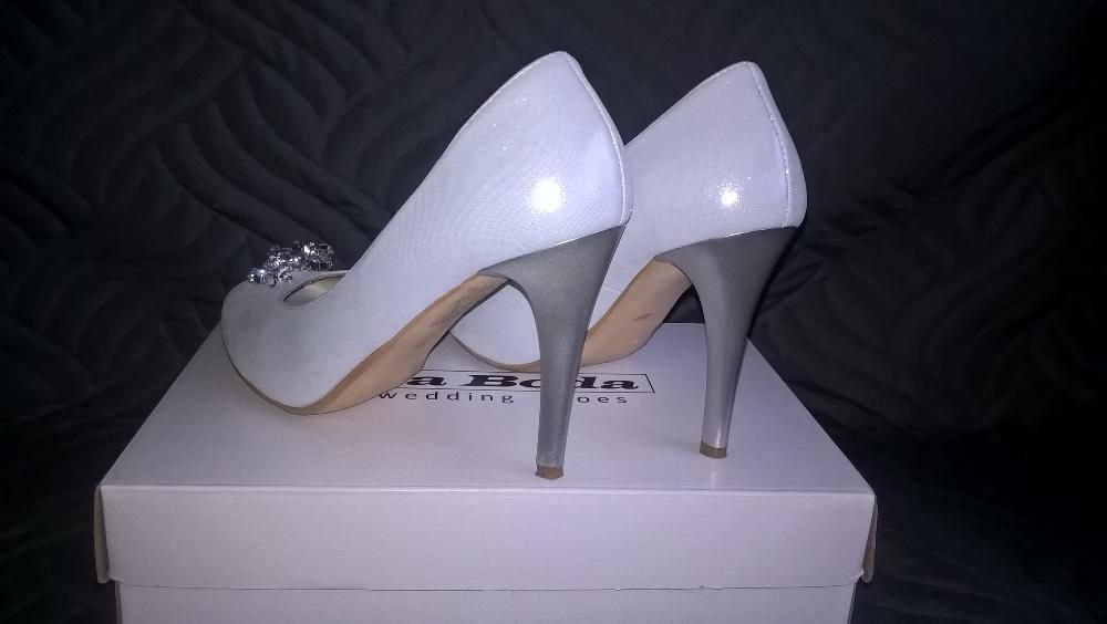sprzedam BUTY ŚLUBNE rozm.37