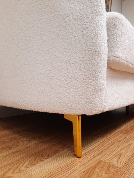 Sofá branco 3 lugares como novo – com fatura (dez. 2025)