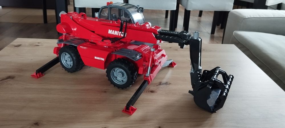 Bruder Manitou mrt 2150+ 02129