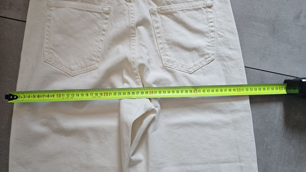 Białe jeansy Zw Ankle Zara 36