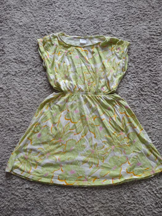 Letnia, bawełniana sukienka Zara 152