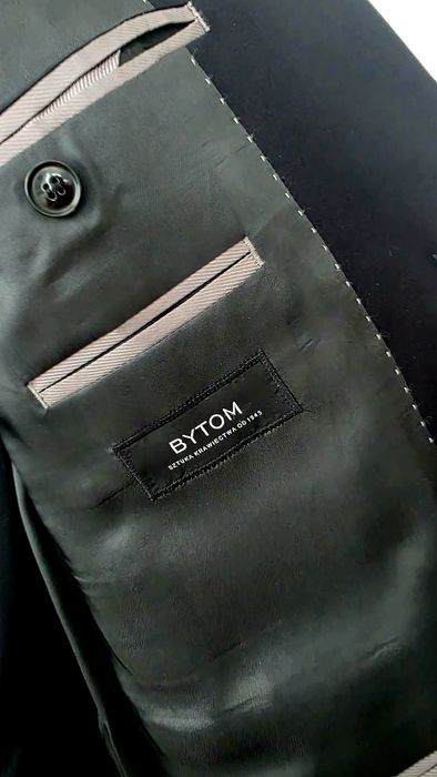 Garnitur BYTOM Vitale Barberis Canonico 100% Wełna Super 110's | 176/108/96 | Czarny
