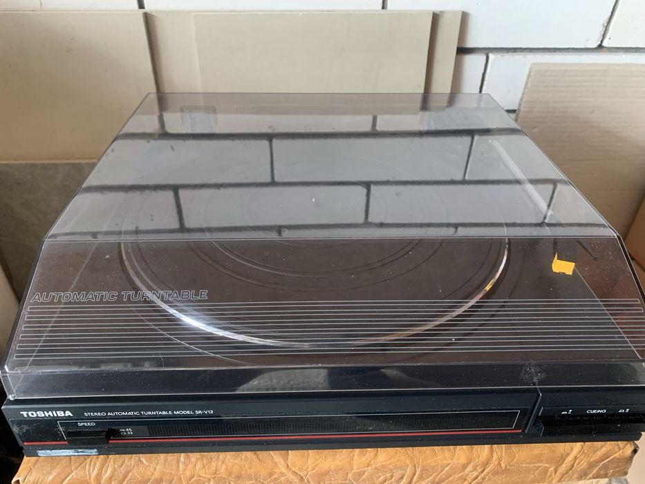 Toshiba sr v12 програвач вінілу