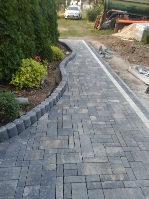 Продаж та Укладання Бруківки