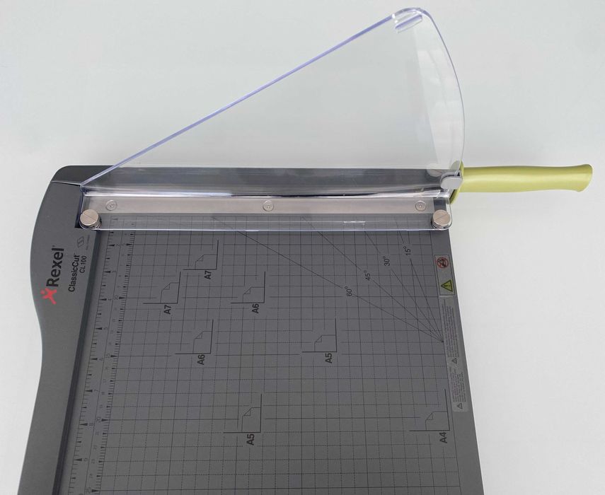 Guilhotina Rexel Classic Cut CL100