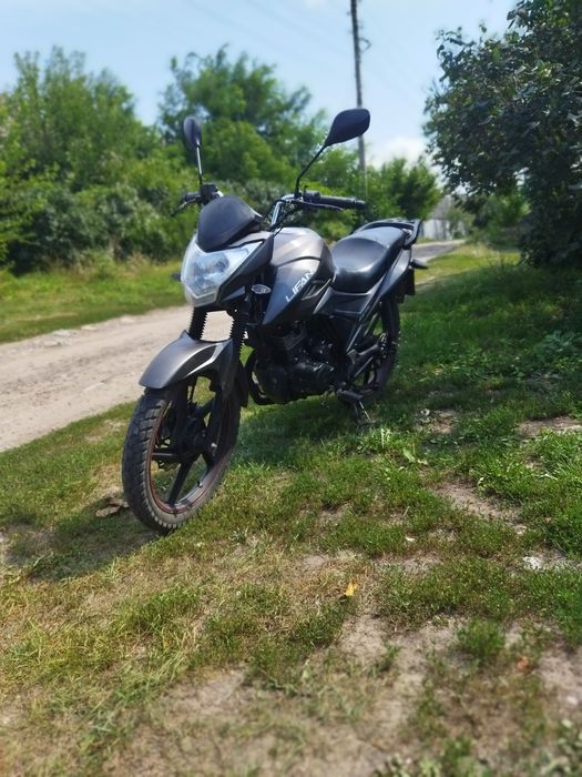 Продам мотоцикл LIFAN LF 150