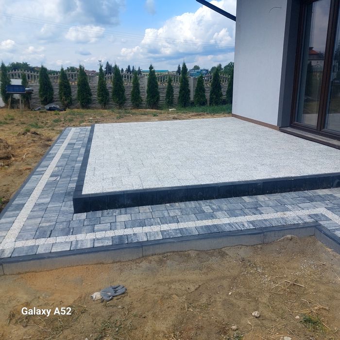 Ukladanie kostki brukowej