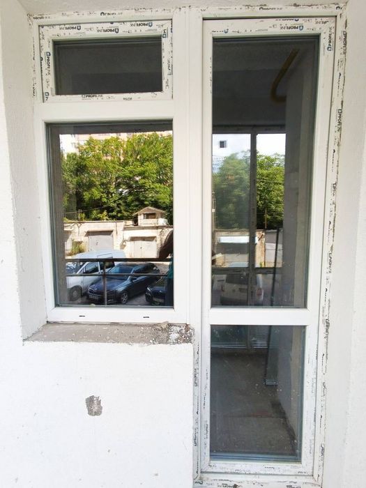 Металопластикові двері на балкон з новобудови