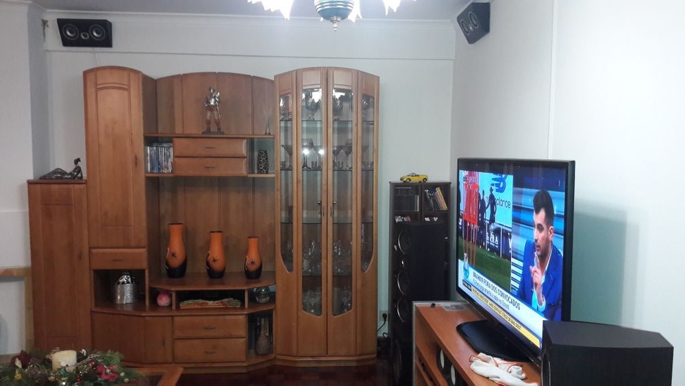 Moveis de sala em Madeira maciça