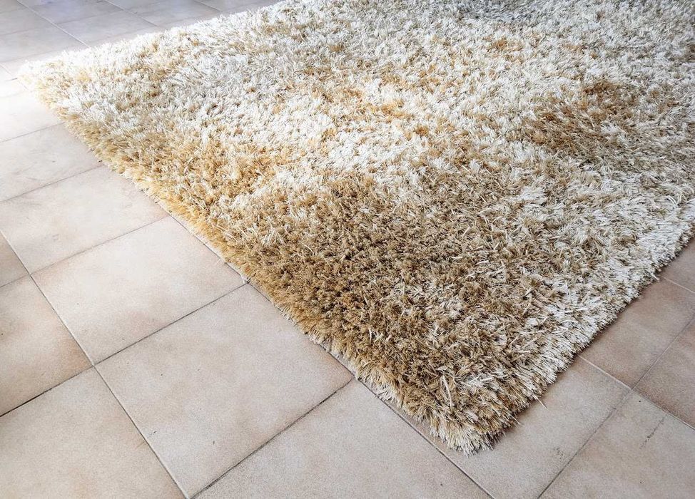 Carpete tapete 3x2 dourada poliéster 100% Made in Índia