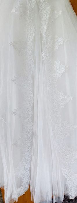 Suknia ślubna,  wzrost 172 cm (typowe M)