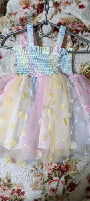 Продам новое детское платье, новое 250