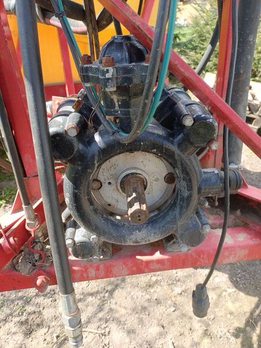 Opryskiwacz 1200l/18m