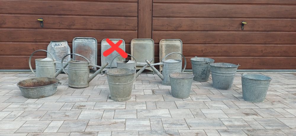 Stare emaliowane kanki, wiadra,miski tace,garnki,bańki ocynkowane.