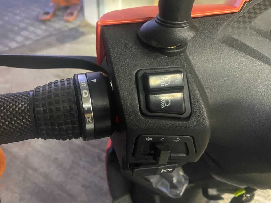 Електроскутер IDemo AeroX PRO O150-LFP