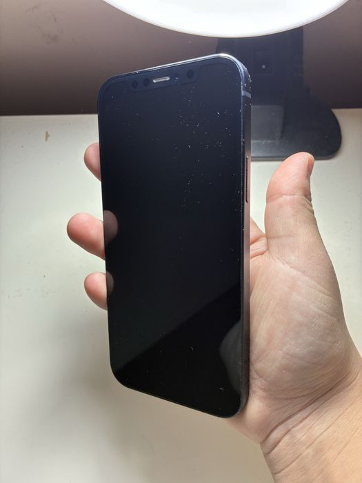 Iphone 12 + Carregador Apple